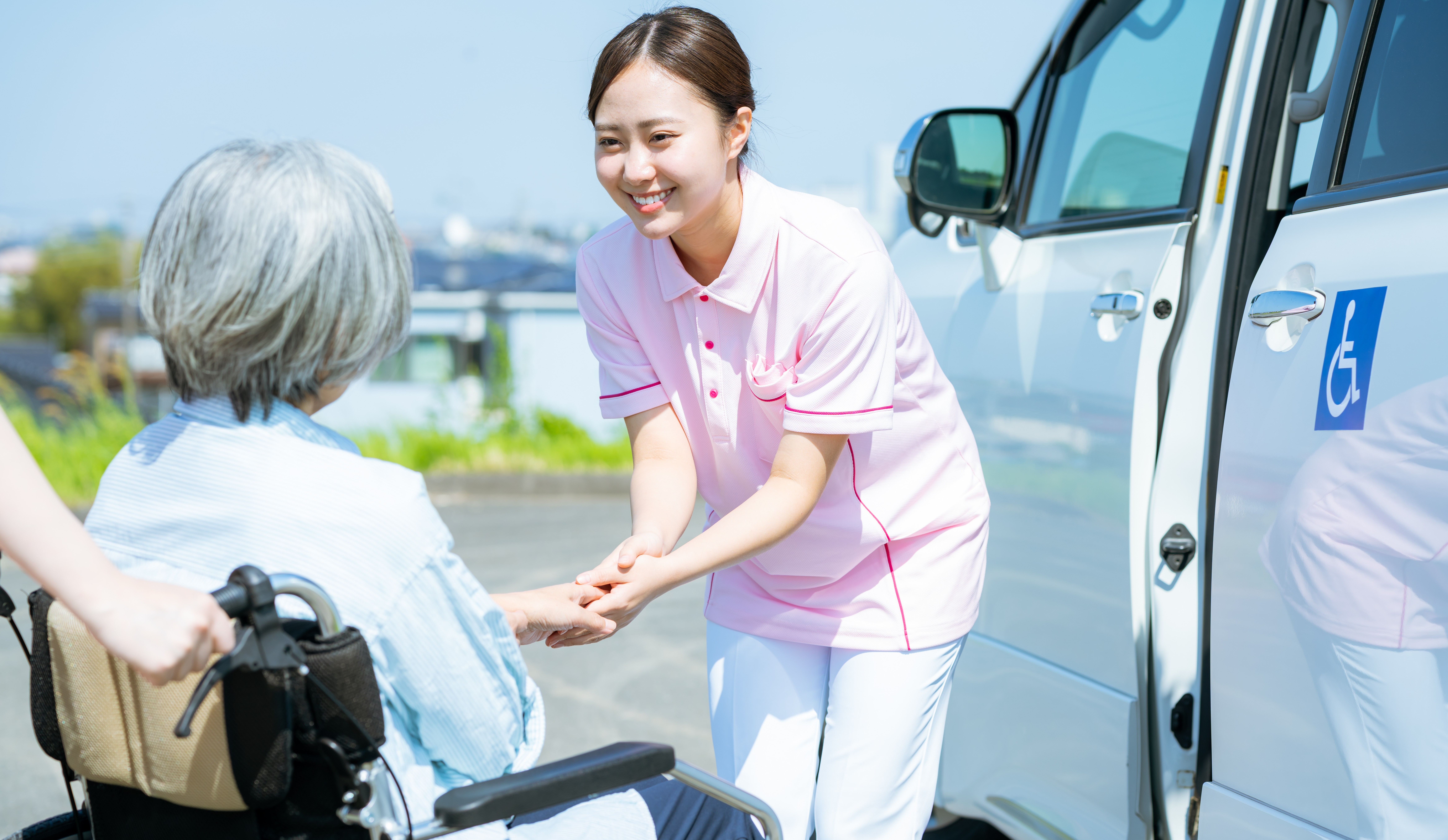 介護施設の送迎中の事故とは？