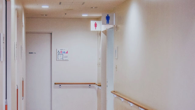 介護施設や病院では、ナースコールをはじめとしたさまざまなICT機器の導入が増えています。
